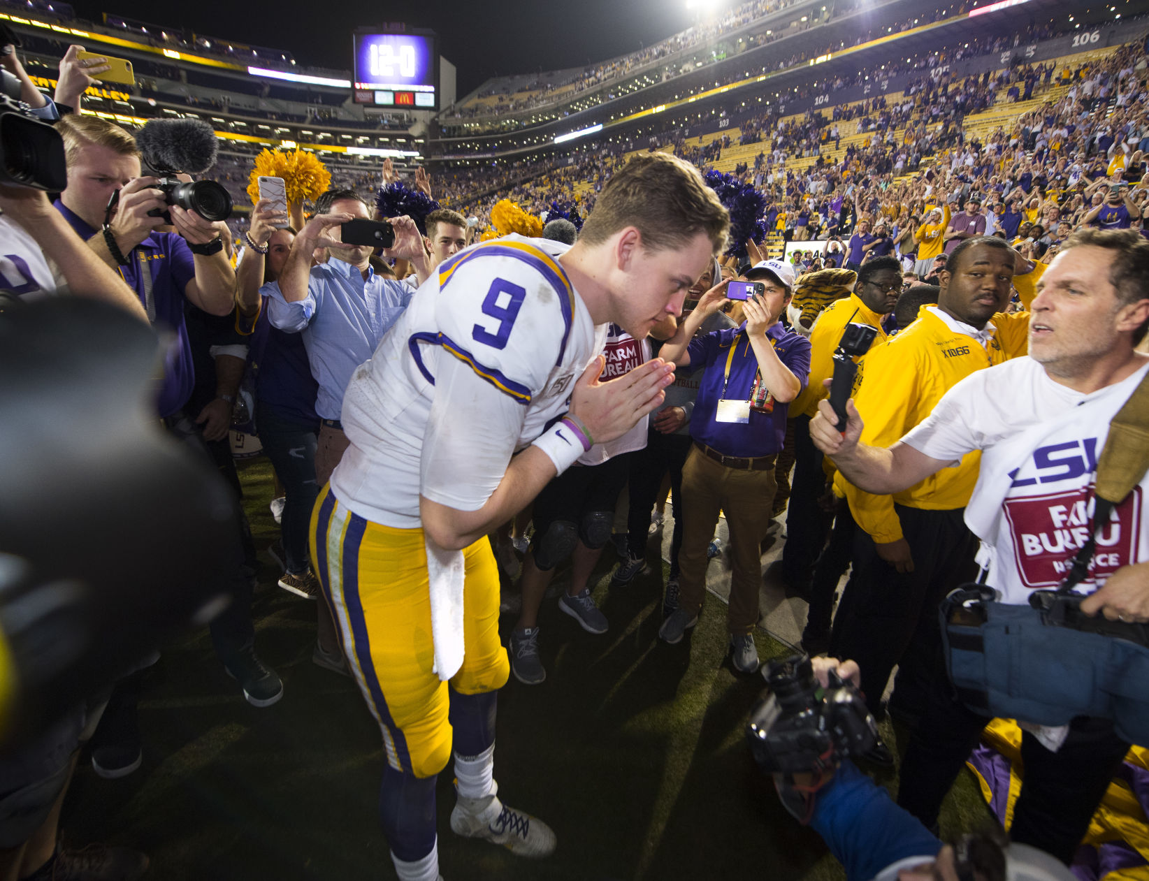 BR..lsutexasammain.120119 TS 2389.jpg